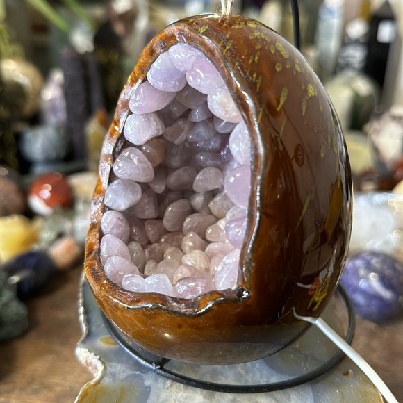 🔥SALE🔥 Amethyst Crystal Chip Nightlight! - Picture 12 of 12